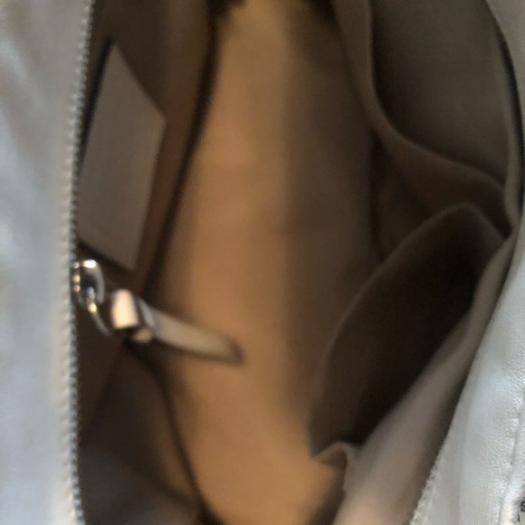 White leather, Authentic Coach bag. Excellent pre-owned condition. - Picture 6 of 6